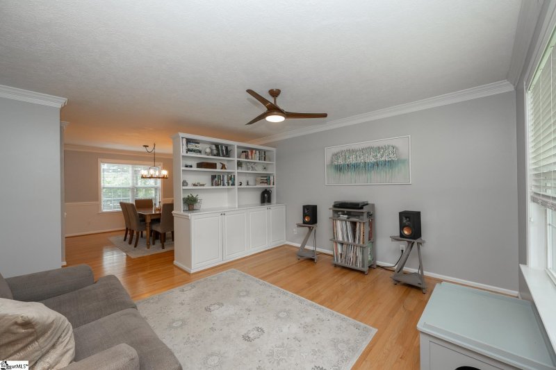 Property image 3 at 305 Clevington Way, Simpsonville, SC 29681