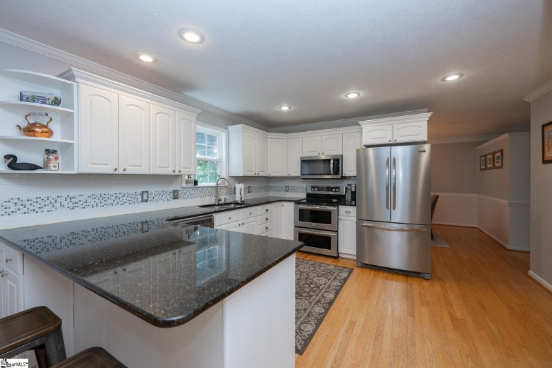 Property image 4 at 305 Clevington Way, Simpsonville, SC 29681