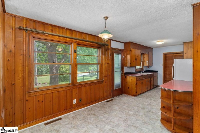 Property image 5 at 304 Azalea Drive, Anderson, SC 29625