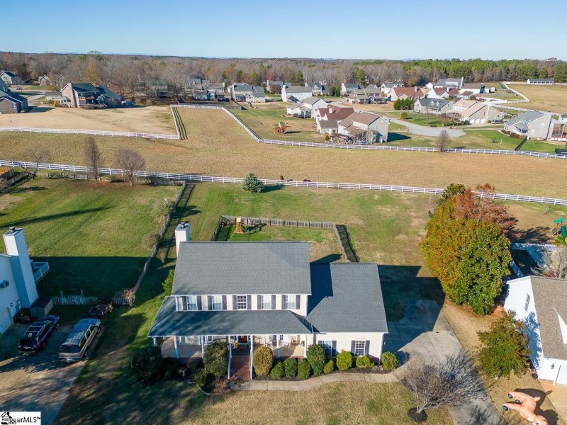 Property image 2 at 204 Saddlebred Drive, Pelzer, SC 29669