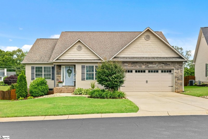 655 Secretariat Drive