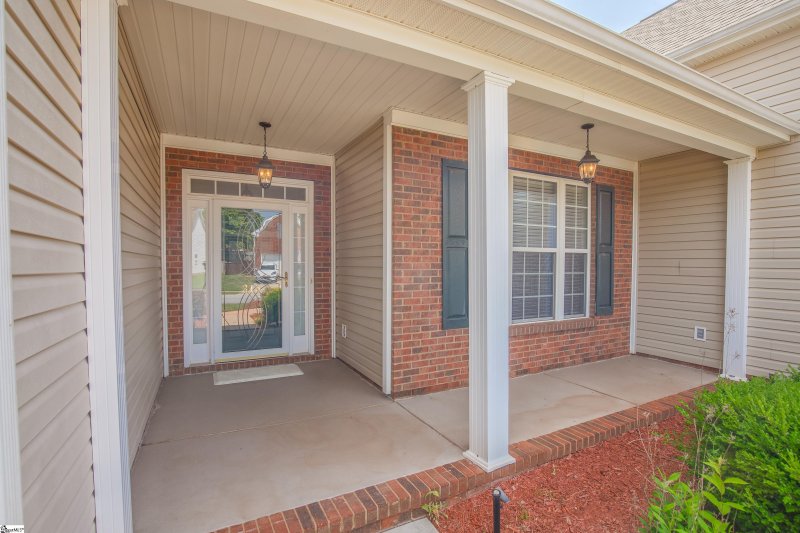 Property image 3 at 315 Surrywood Drive, Greenville, SC 29607