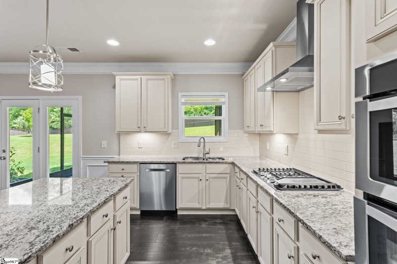 Property image 4 at 419 Coleridge Lane, Greer, SC 29651