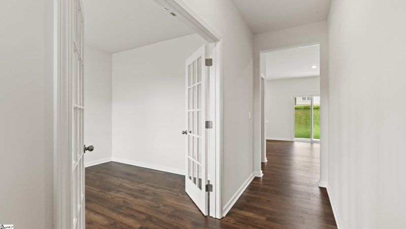 Property image 3 at 866 Barlow Lane, Woodruff, SC 29388