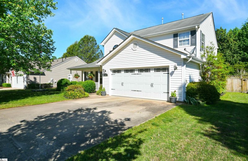 Property image 2 at 276 Rivers Edge Drive, Easley, SC 29642