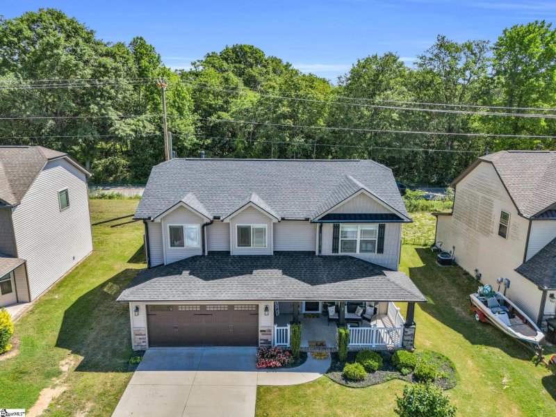 Property image 4 at 9 Ivyberry Road, Simpsonville, SC 29681