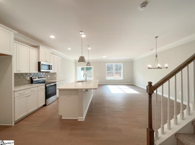 Property image 5 at 409 Wallen Court, Piedmont, SC 29673