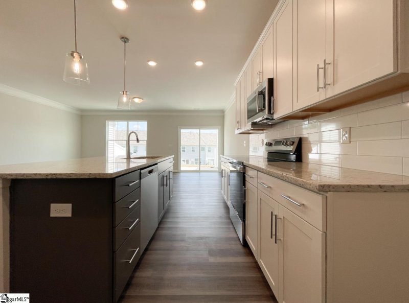 Property image 3 at 402 Wallen Court, Piedmont, SC 29673