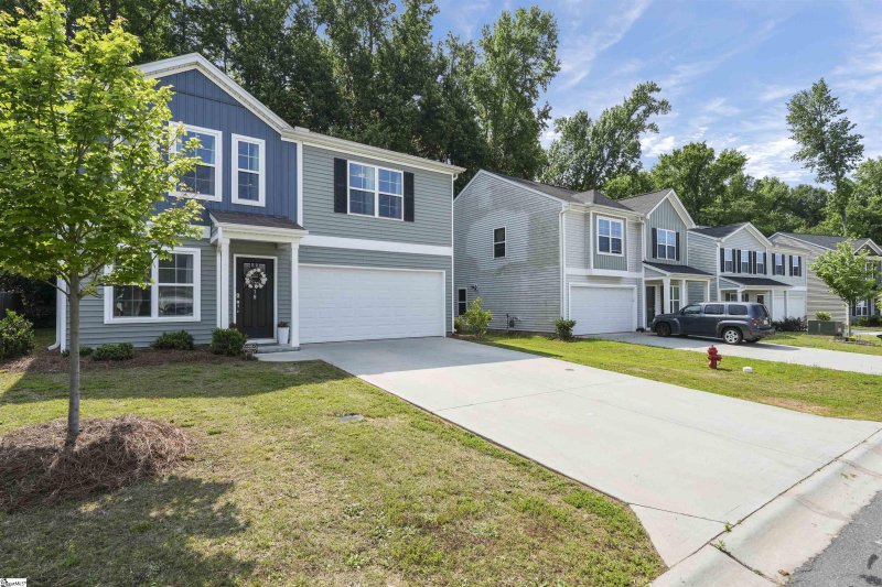 Property image 4 at 218 Celebration Avenue, Anderson, SC 29625