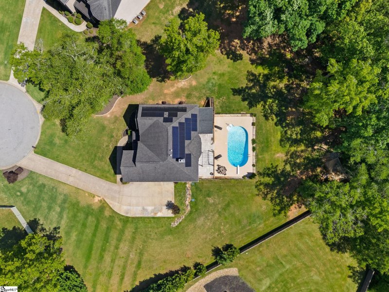 Property image 2 at 8 Red Tip Court, Simpsonville, SC 29680