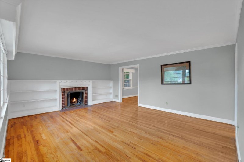 Property image 3 at 146 Broughton Drive, Greenville, SC 29609-3839