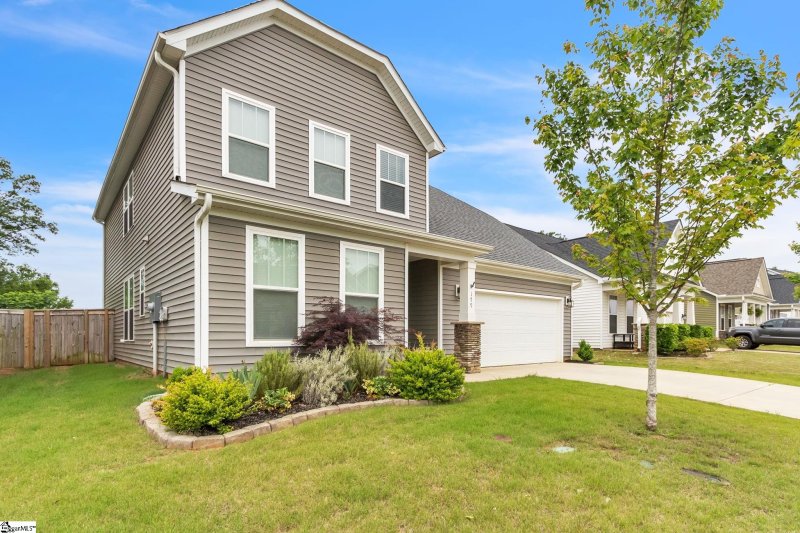 Property image 3 at 177 Foxbank Circle, Greer, SC 29651