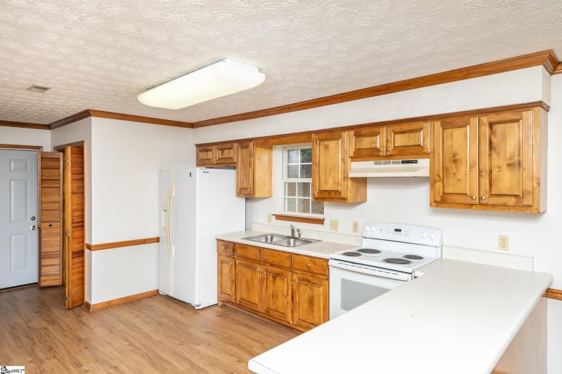 Property image 3 at 203 Courtneybrook Trail, Mauldin, SC 29662