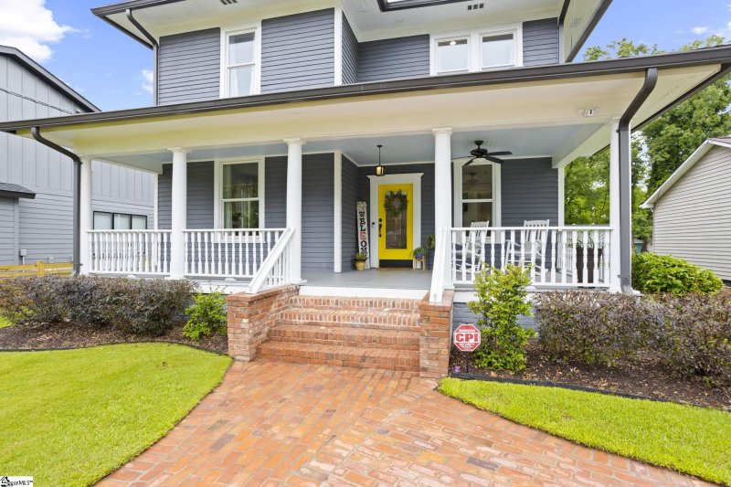 Property image 4 at 410 Perry Avenue, Greenville, SC 29601