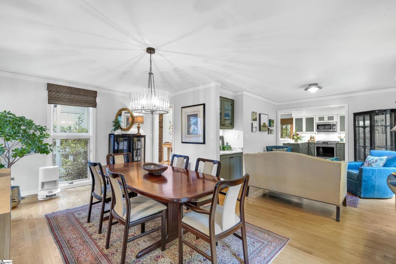 Property image 3 at 310 Henderson Road, Greenville, SC 29607