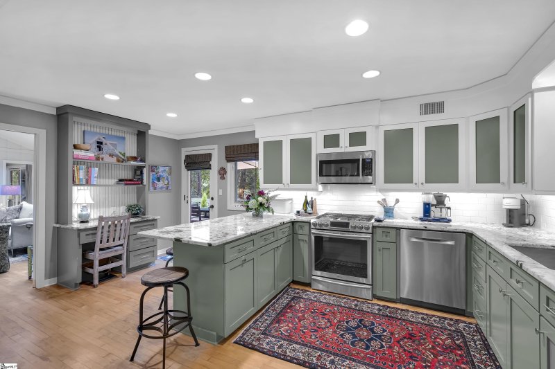 Property image 5 at 310 Henderson Road, Greenville, SC 29607