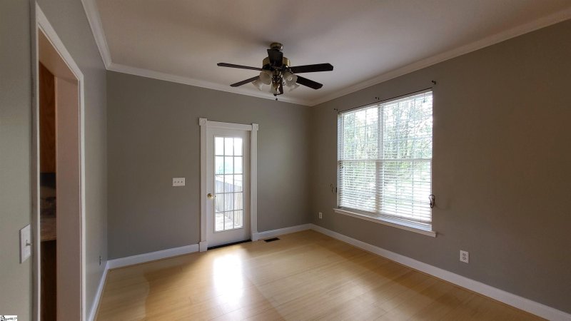 Property image 4 at 2 Bluffton Circle, Taylors, SC 29687