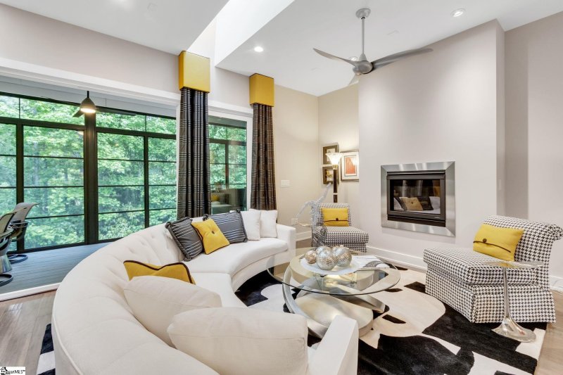 Property image 2 at 27 Trails Edge Court, Greenville, SC 29617