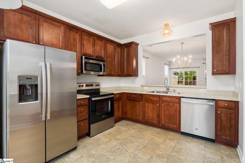 Property image 5 at 10 Sikes Circle, Mauldin, SC 29662