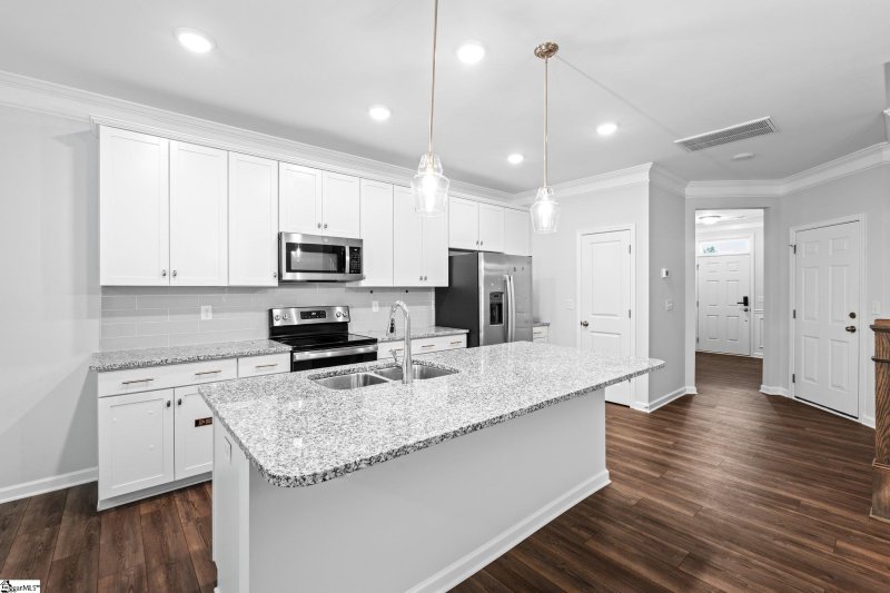 Property image 3 at 202 Brochaill Court, Piedmont, SC 29673