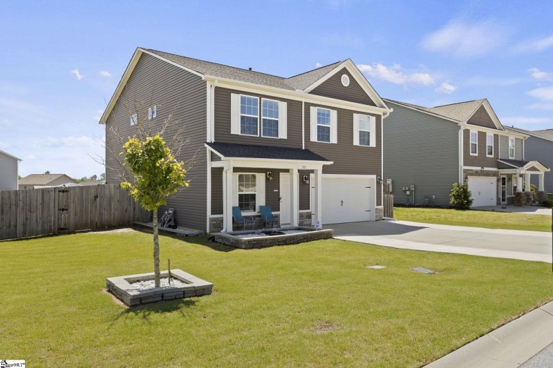 Property image 3 at 201 Barred Owl Drive, Fountain Inn, SC 29644