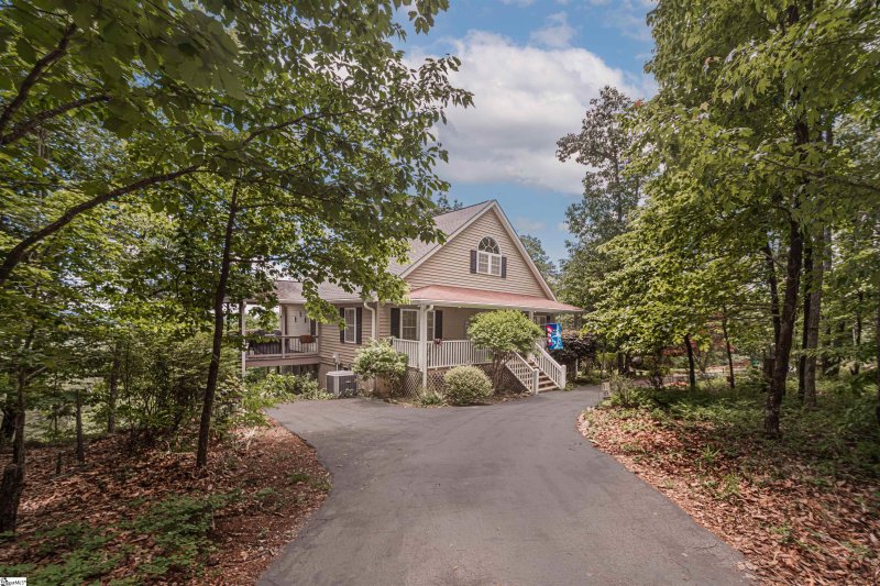 Property image 3 at 106 Springwood Drive, Pickens, SC 29671