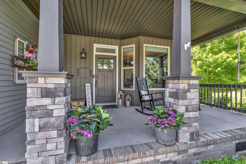 Property image 2 at 2 Kendals Lane, Fountain Inn, SC 29644