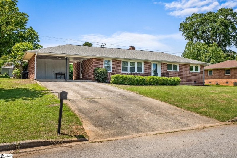 Property image 2 at 407 Harden Road, Anderson, SC 29621