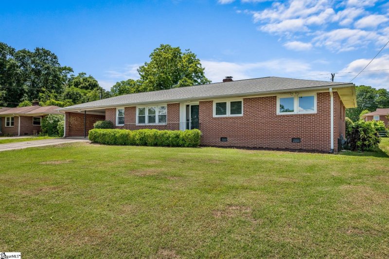 Property image 3 at 407 Harden Road, Anderson, SC 29621