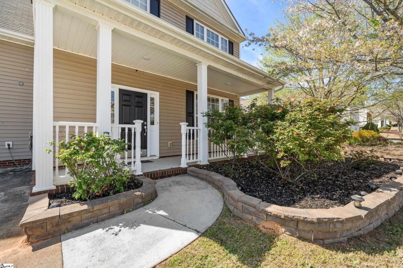 Property image 2 at 413 Plamondon Drive, Simpsonville, SC 29680