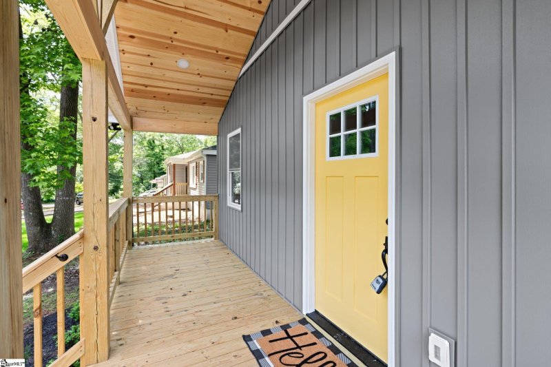 Property image 3 at 432 Potomac Avenue, Greenville, SC 29605