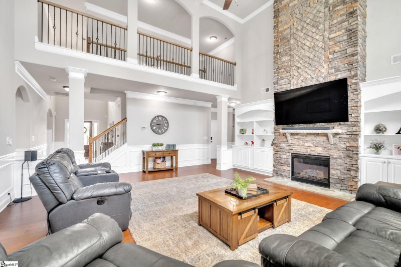 Property image 2 at 432 Coleridge Lane, Greer, SC 29651