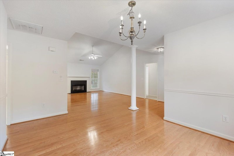 Property image 5 at 207 Stonington Way, Taylors, SC 29687