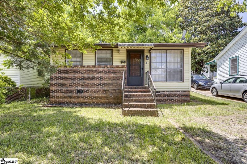 6 Bridwell Avenue