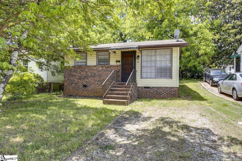 Property image 2 at 6 Bridwell Avenue, Greenville, SC 29607