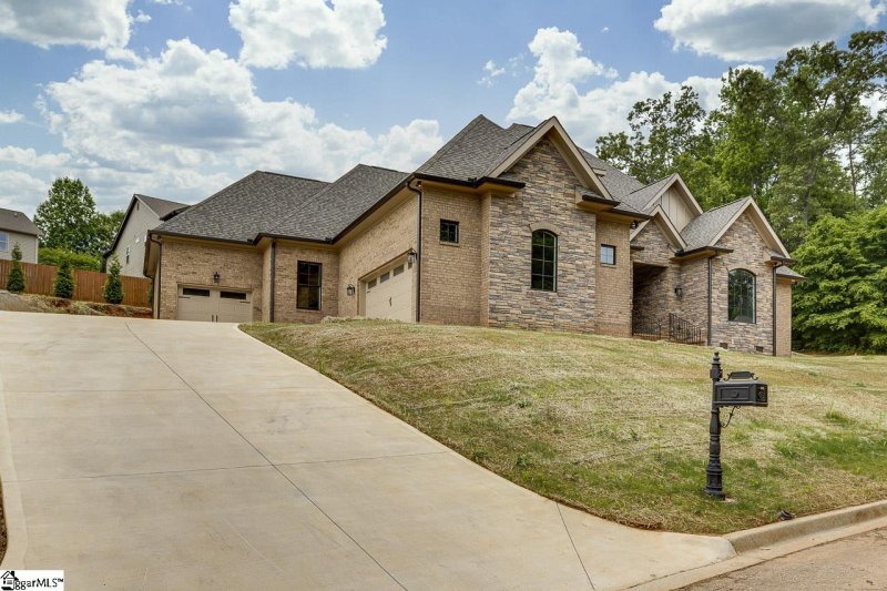 Property image 3 at 436 Morningmist Drive, Moore, SC 29369