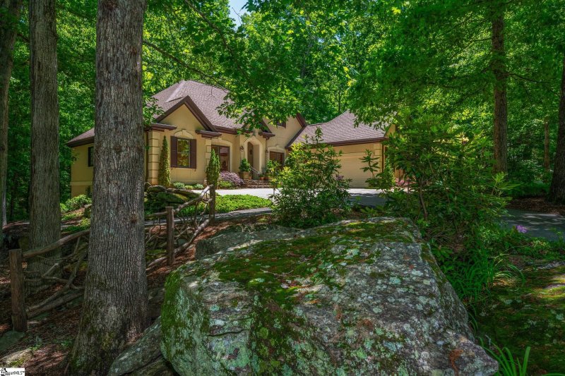 Property image 2 at 5 Alsace Way, Travelers Rest, SC 29690