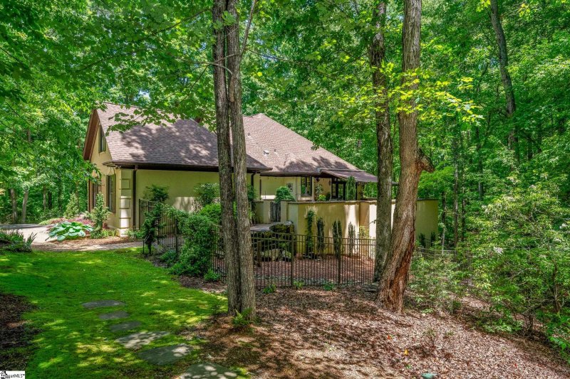 Property image 5 at 5 Alsace Way, Travelers Rest, SC 29690