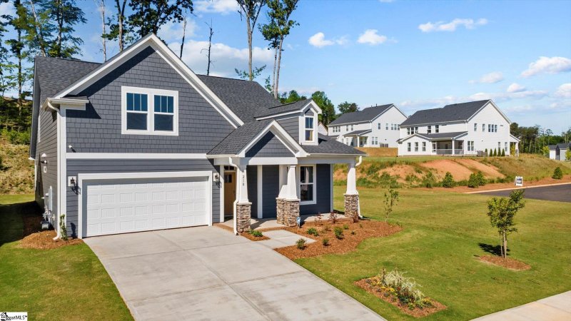 Property image 2 at 210 Founders Boulevard, Central, SC 29630