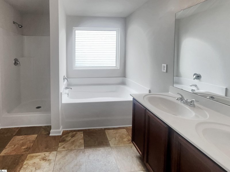 Property image 5 at 304 Napels Court, Piedmont, SC 29673