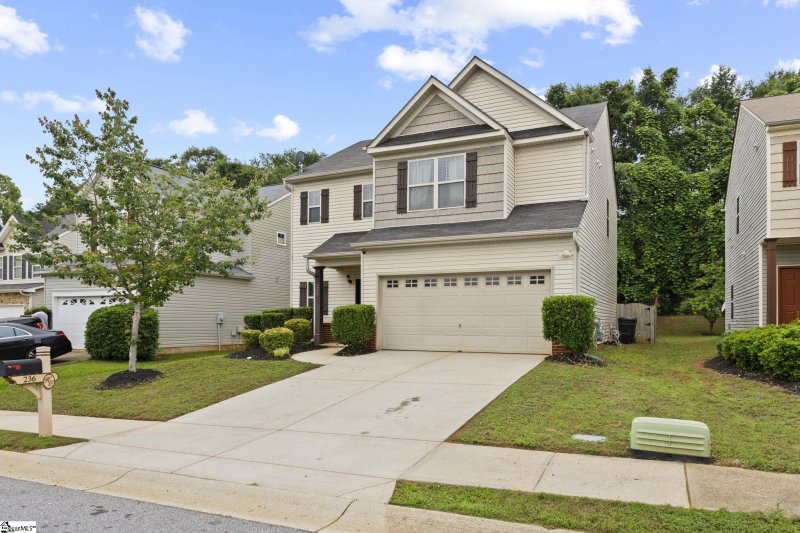 Property image 2 at 236 Dellwood Drive, Spartanburg, SC 29301