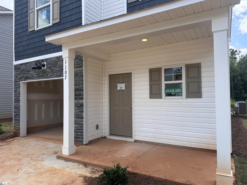 Property image 2 at 1107 Silverbend Trail, Duncan, SC 29334