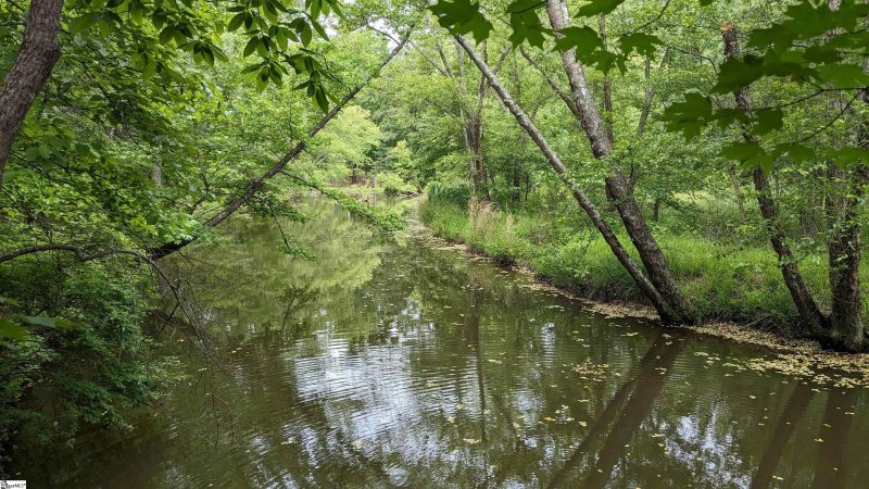 Property image 3 at 312 Watersedge Drive, Cross Hill, SC 29332