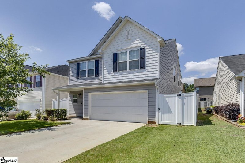 Property image 2 at 111 Elmhurst Lane, Anderson, SC 29621