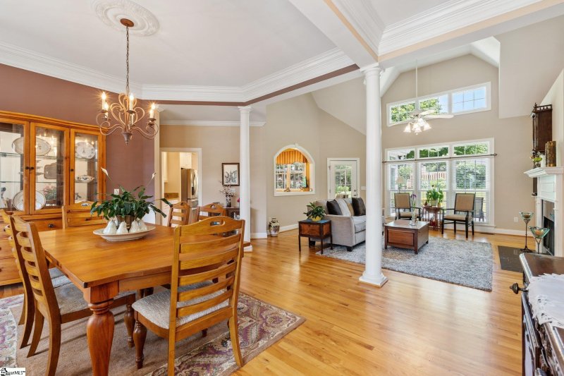 Property image 3 at 300 Dunrobin Lane, Simpsonville, SC 29681