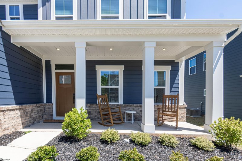 Property image 2 at 201 WYANDOT Way, Greenville, SC 29607