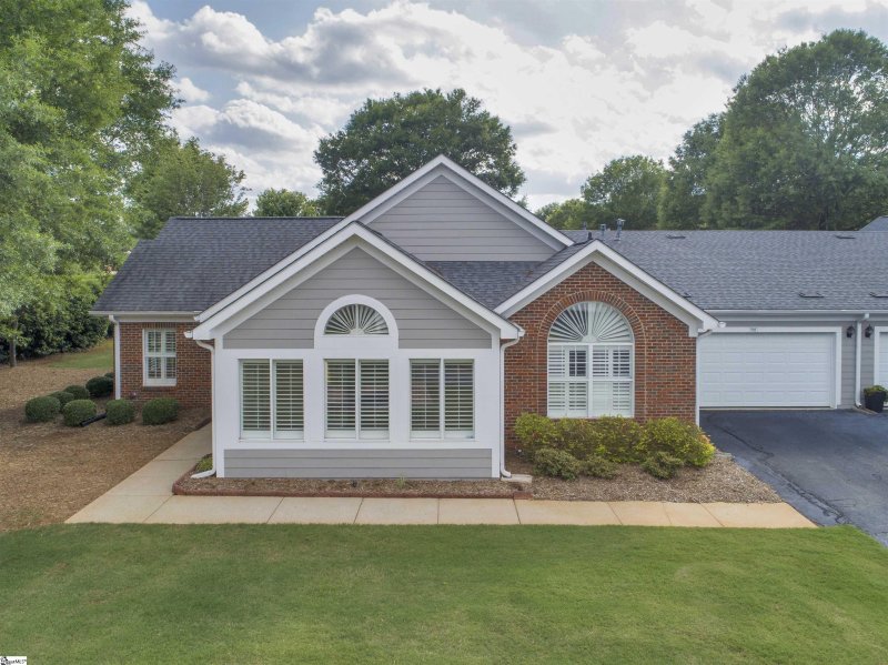Property image 2 at 503 Heritage Club Drive, Greenville, SC 29615