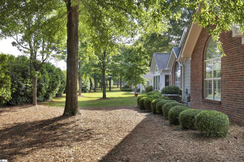 Property image 5 at 503 Heritage Club Drive, Greenville, SC 29615