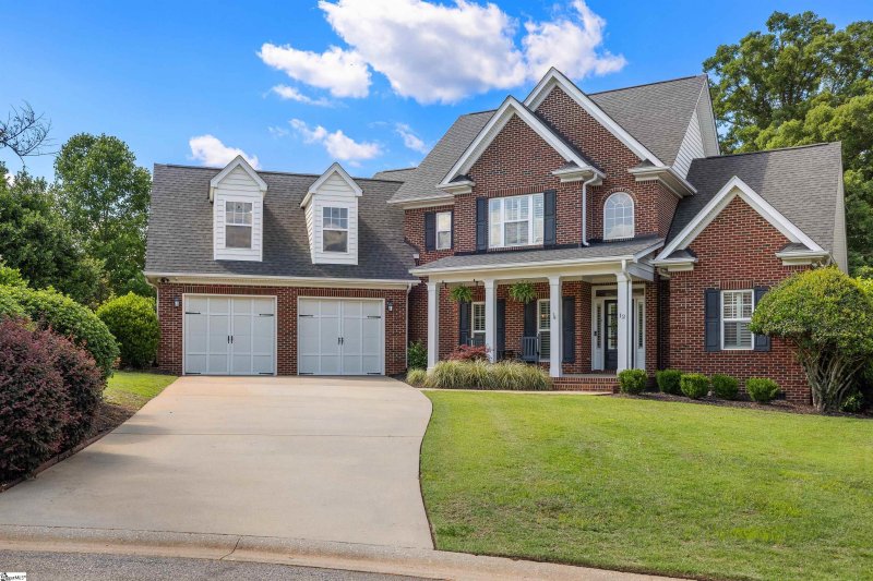 12 Thorncliff Court