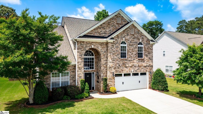 Property image 2 at 231 Haddington Lane, Greenville, SC 29609